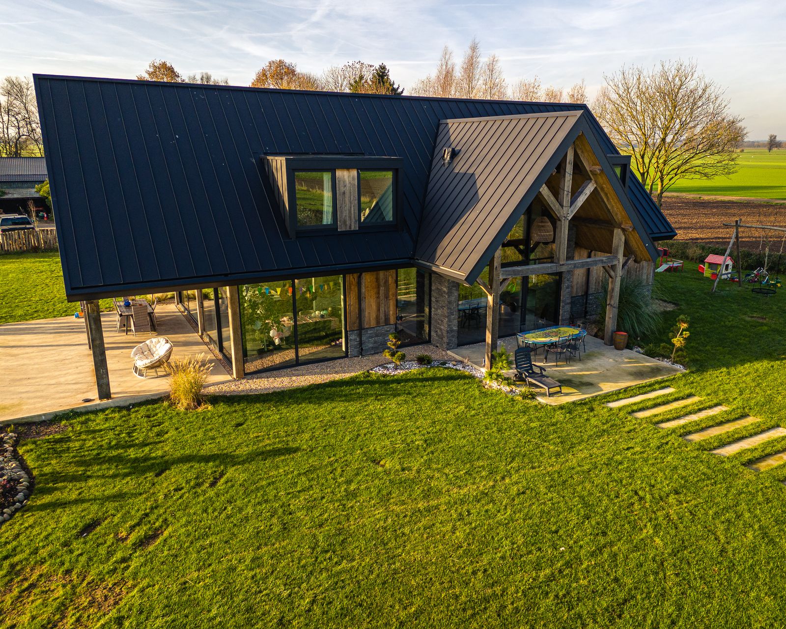 Woning met ruim terras en tuin in de regio Twello, gebouwd door Bouwbedrijf Groters