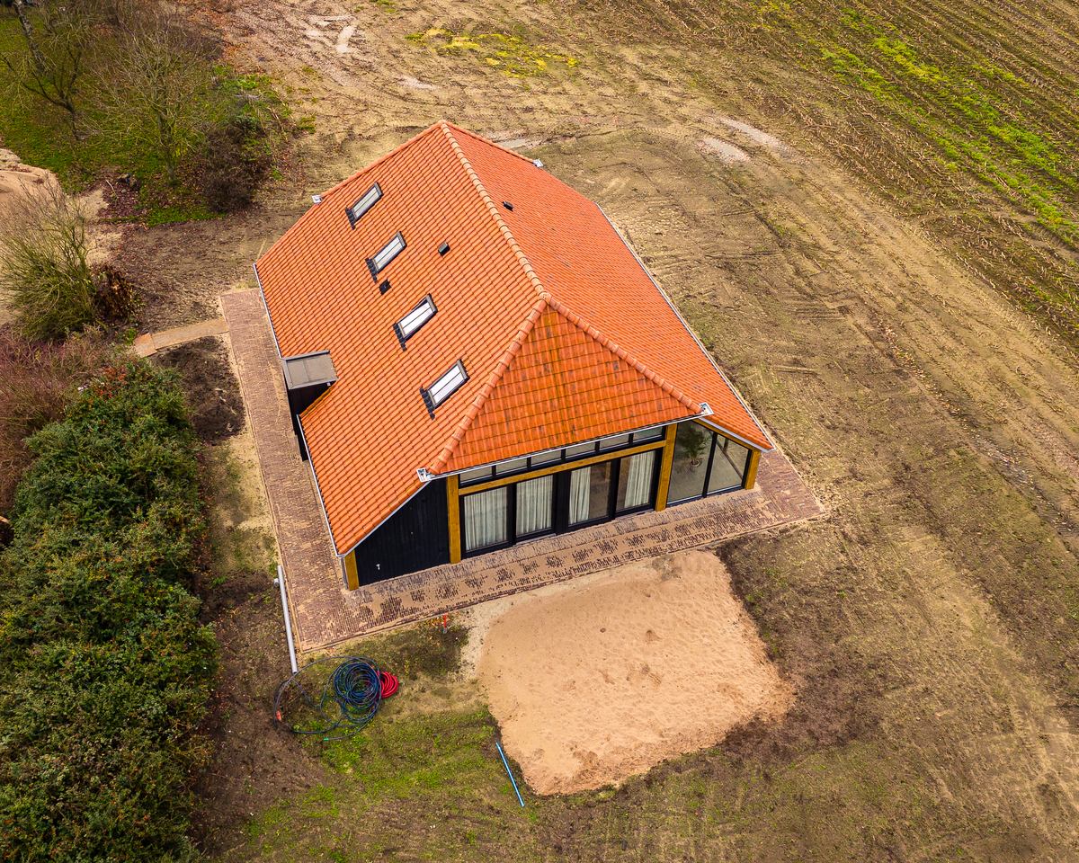 Landelijke woning met wolfsdak in de regio Twello